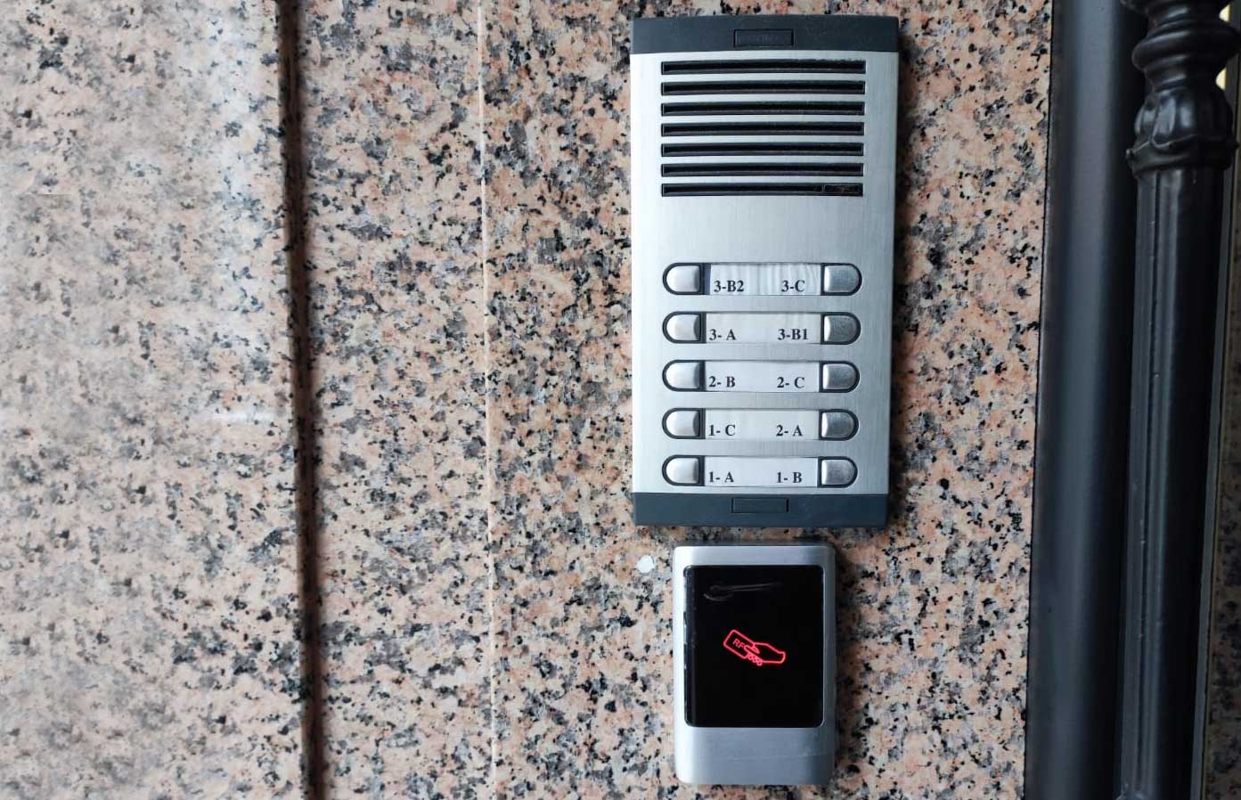 instalación de videoporteros en Ferrol